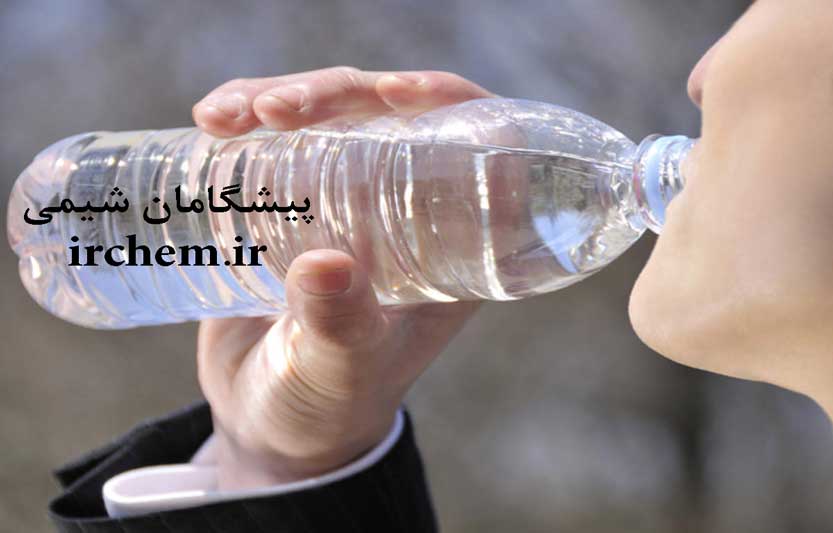 بطری پلاستیکی آب 